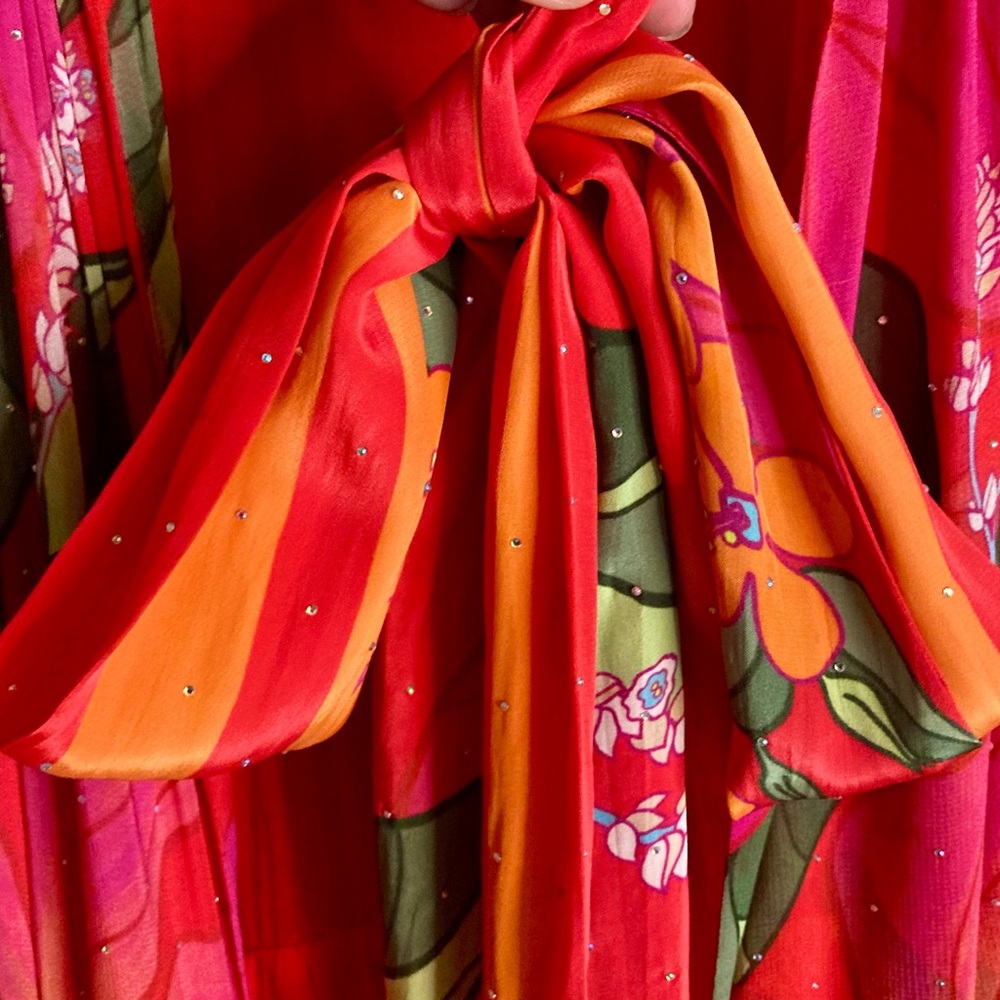 NEW FARM Rio Red Pietra Floral Sleeveless Maxi Dress Chiffon Rhinestones Size XL - Picture 12 of 16